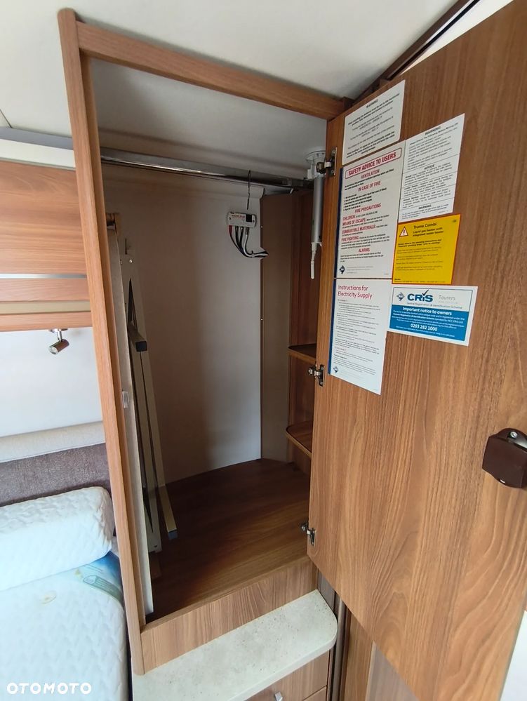 SWIFT CORNICHE 20/4 - 23