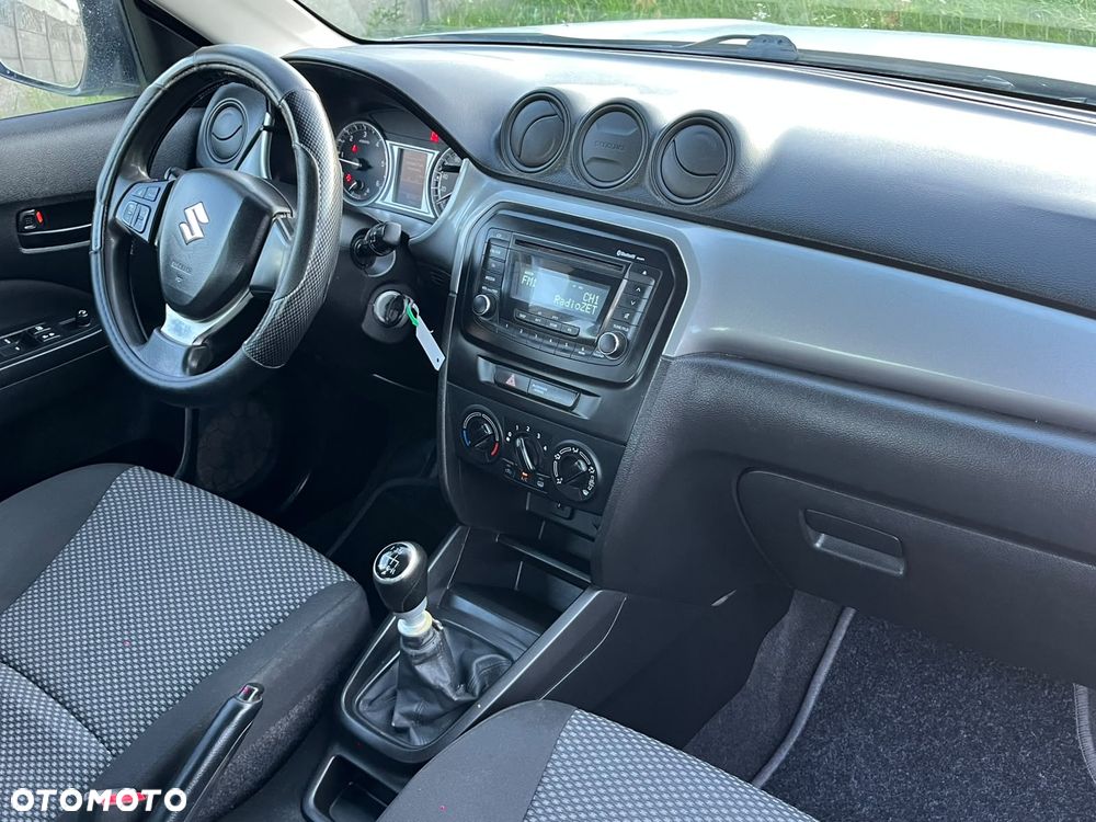Suzuki Vitara - 11