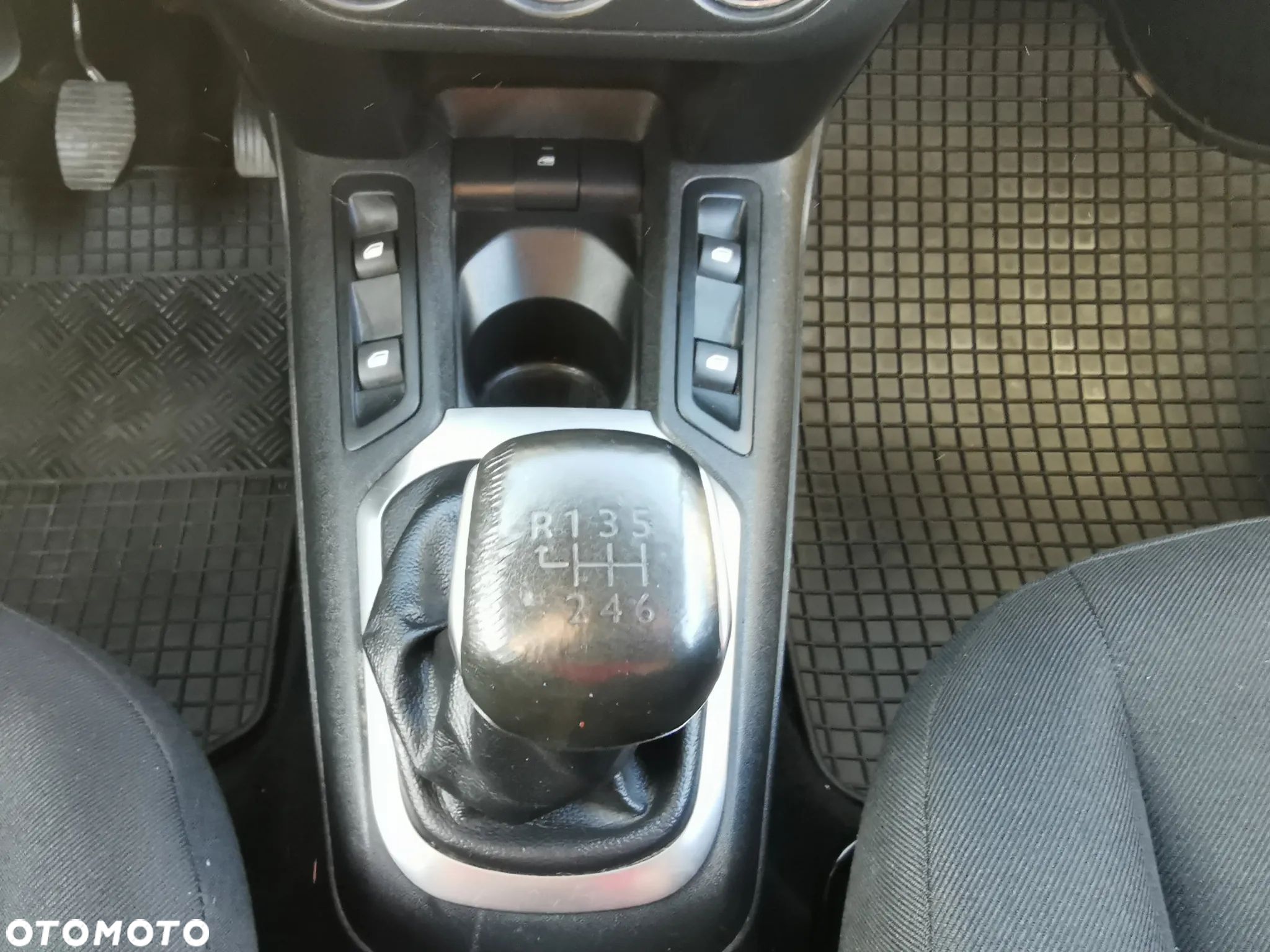 Citroën C-Elysée 1.5 BlueHDi Feel - 25