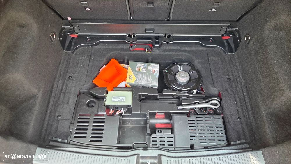 Mercedes-Benz B 180 d - 33