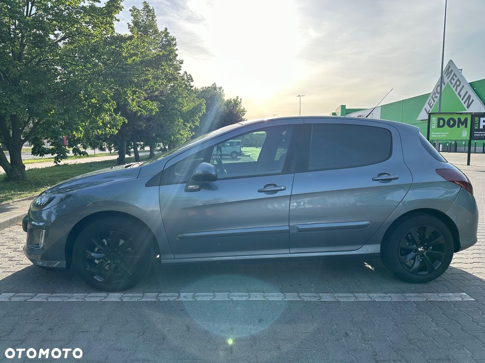 Peugeot 308 1.6 HDi Premium Plus - 2