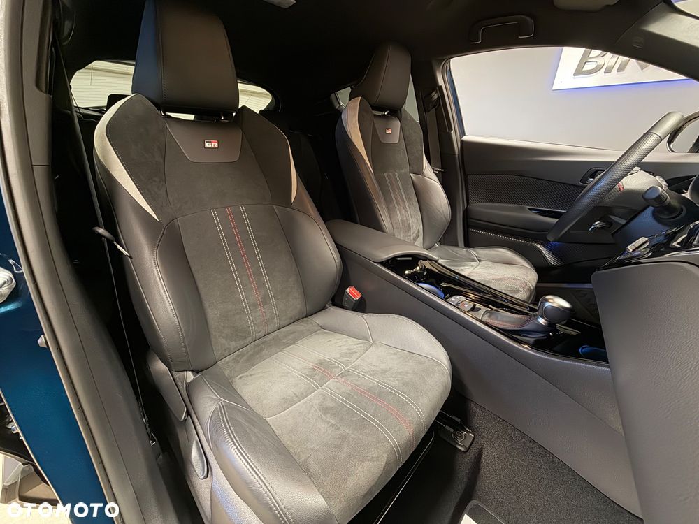 Toyota C-HR 2.0 Hybrid GR Sport - 24