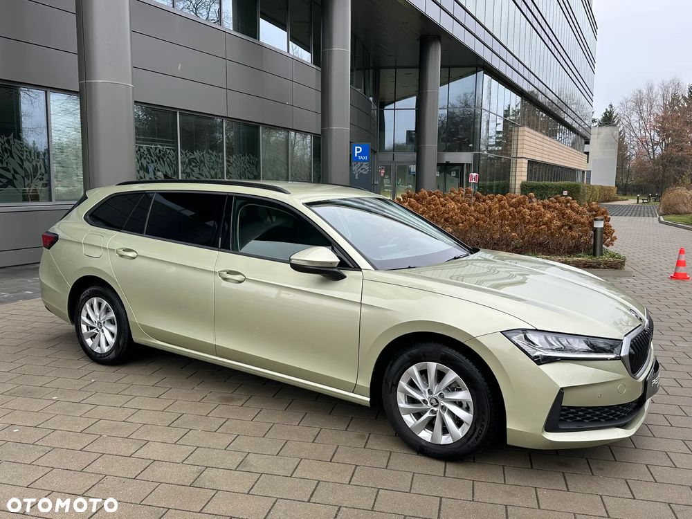 Skoda Superb 1.5 TSI Ambition DSG - 5