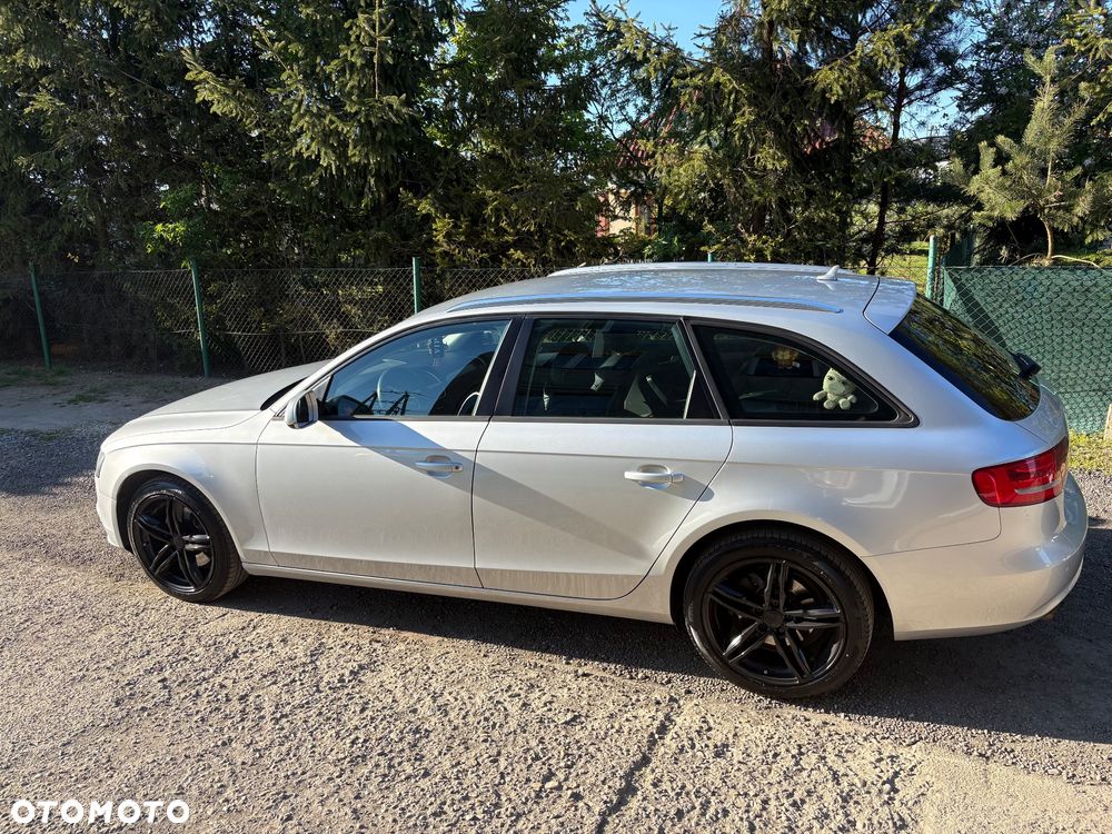 Audi A4 Avant 2.0 TDI - 5