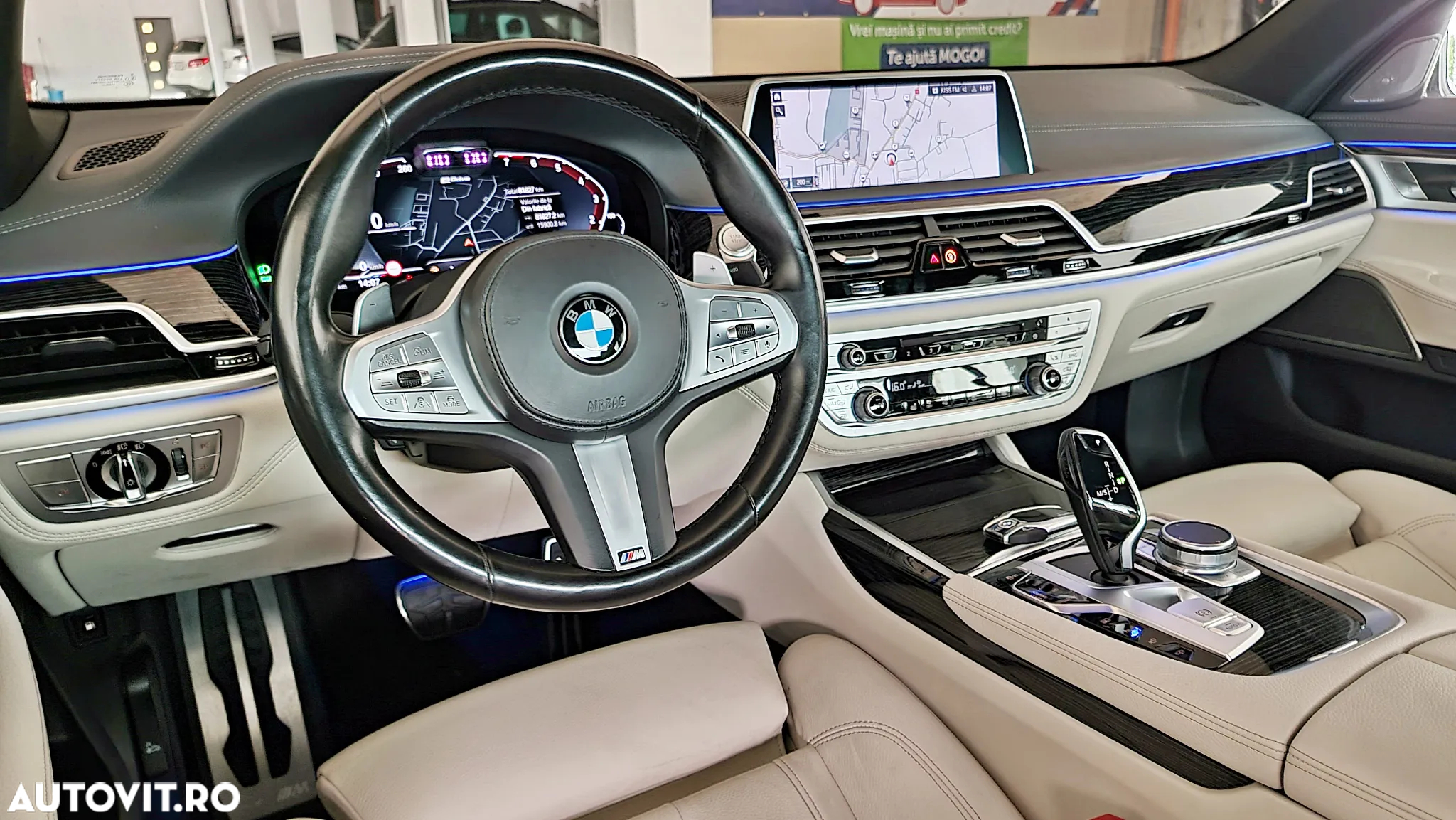 BMW Seria 7 745e - 27
