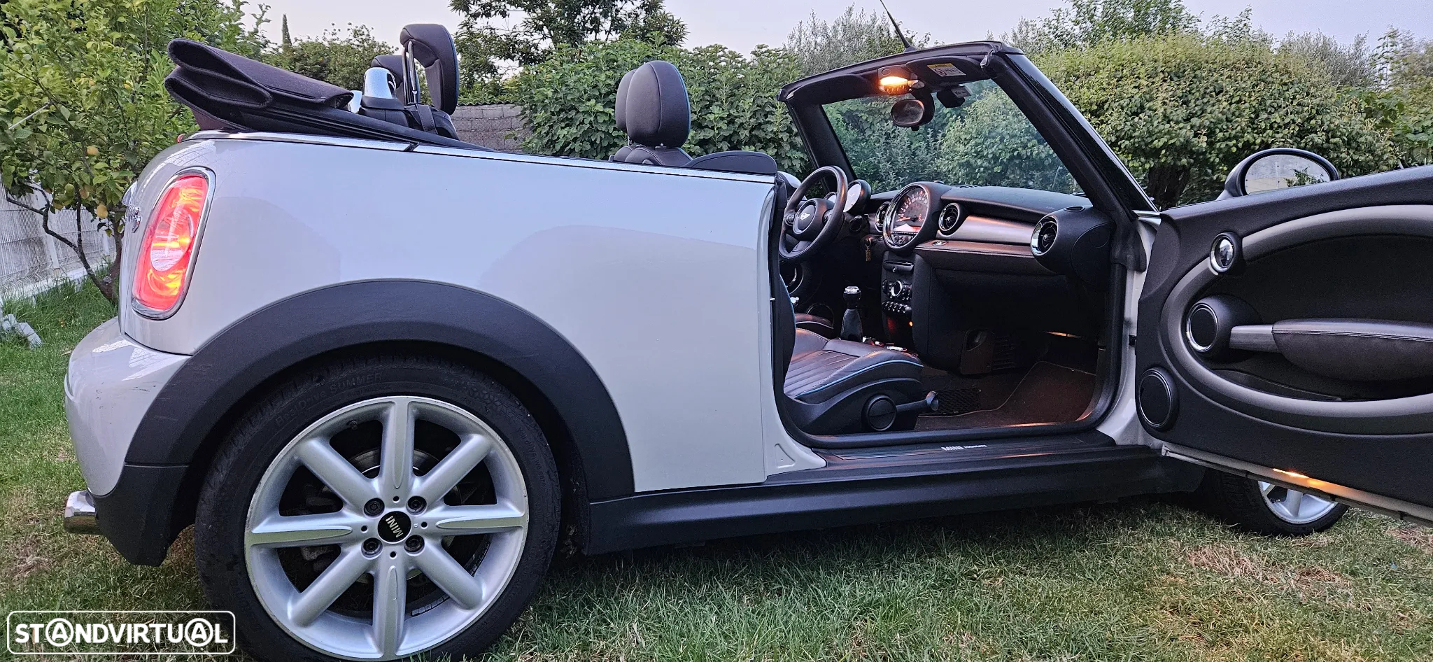 MINI Cabrio Cooper D - 7