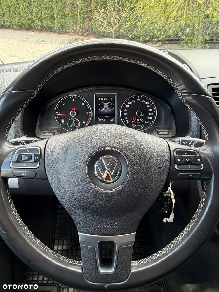 Volkswagen Multivan - 24