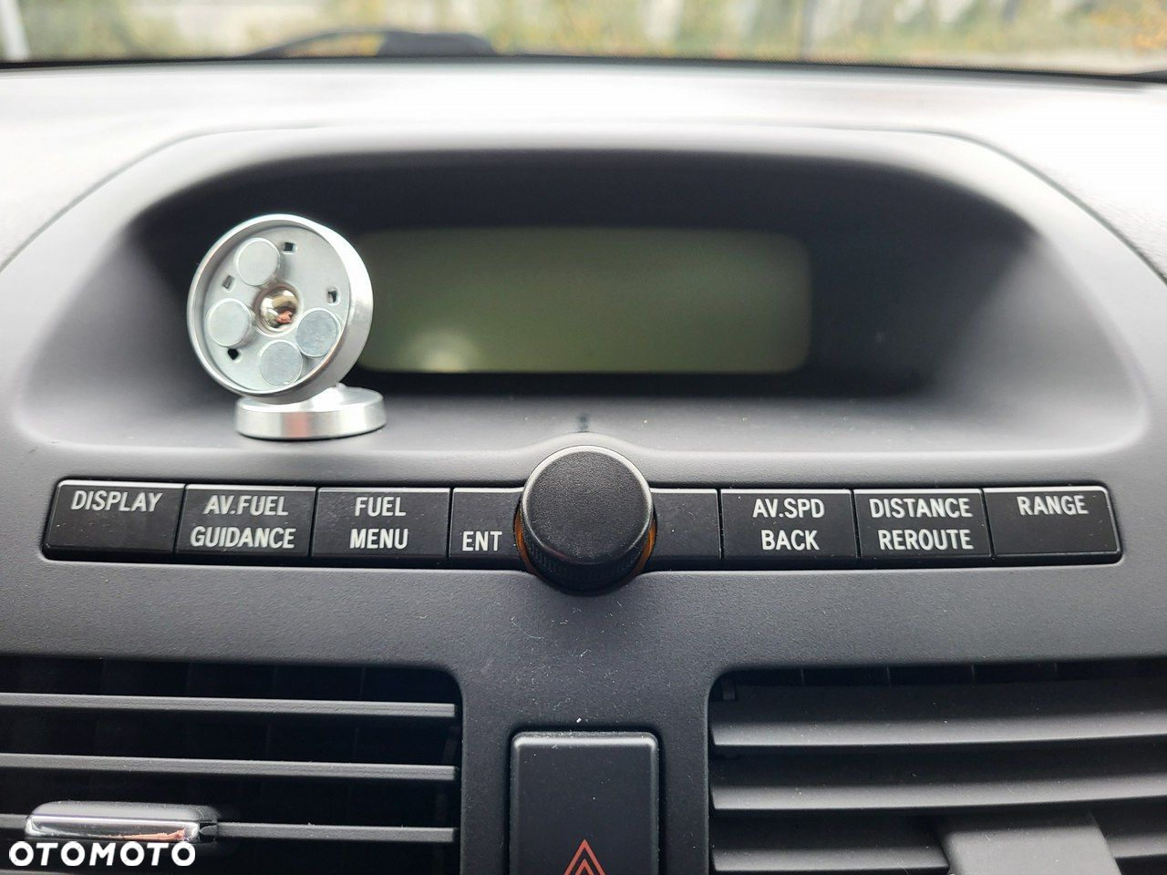 Toyota Avensis - 31