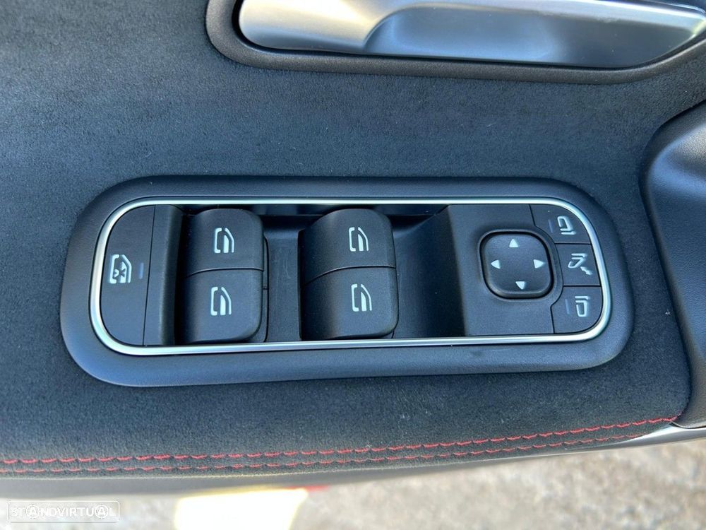 Mercedes-Benz CLA 45 AMG S Shooting Brake 4Matic+ - 10