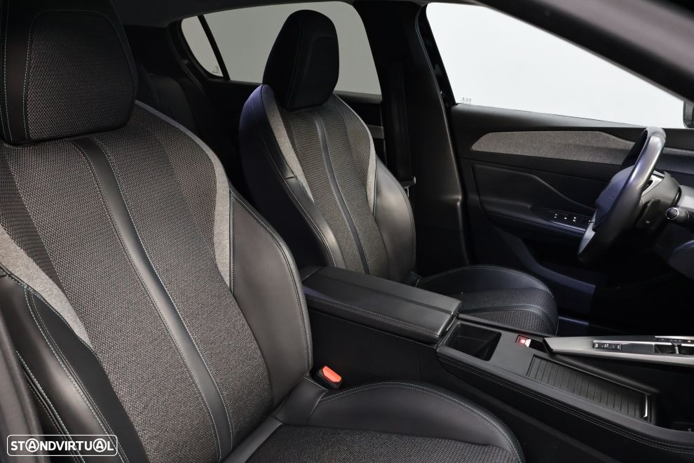 Peugeot 308 1.6 Hybrid Allure Pack e-EAT8 - 20