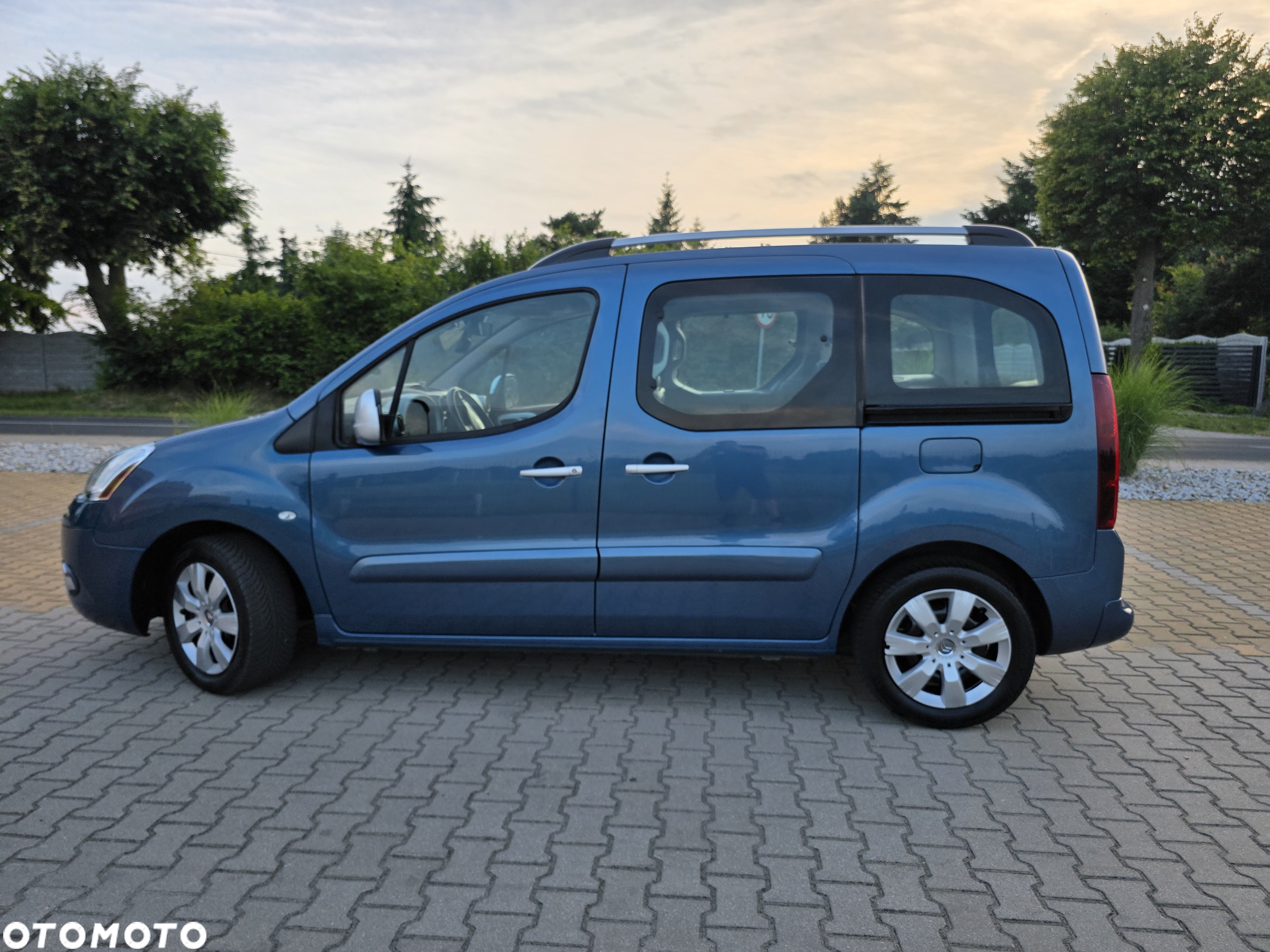 Citroën Berlingo 1.6 HDi 110 FAP Multispace Exclusive - 8