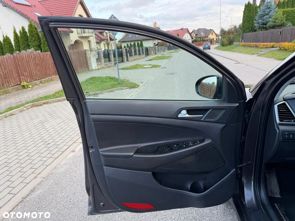 Hyundai Tucson 2.0 CRDi 4WD Automatik Style - 8