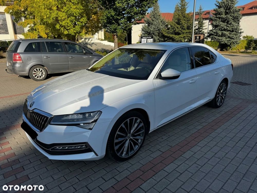 Skoda Superb 2022 photo 2