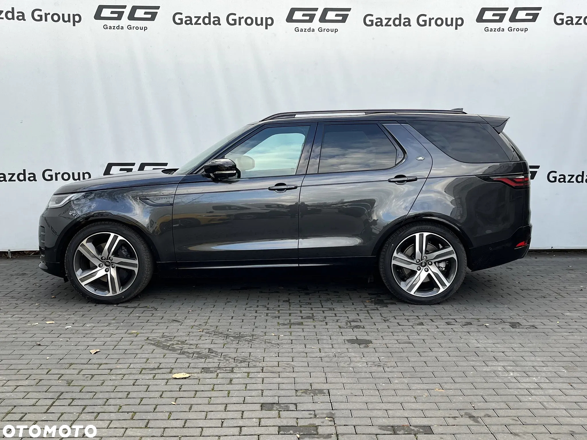 Land Rover Discovery D350 Dynamic HSE - 12