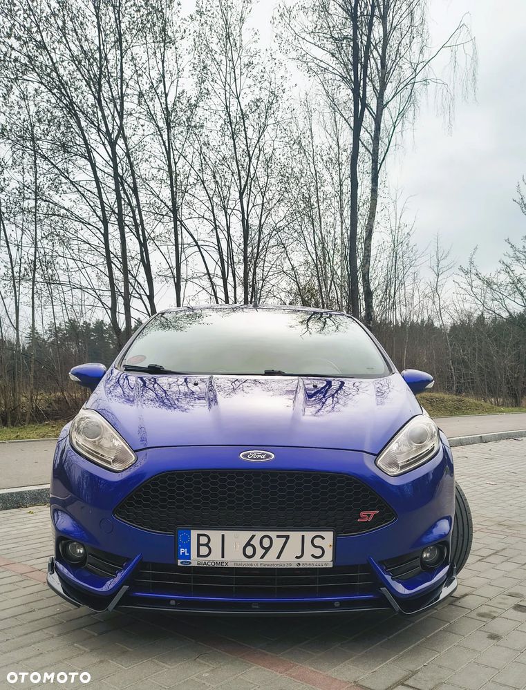 Ford Fiesta 1.6 EcoBoost ST - 4