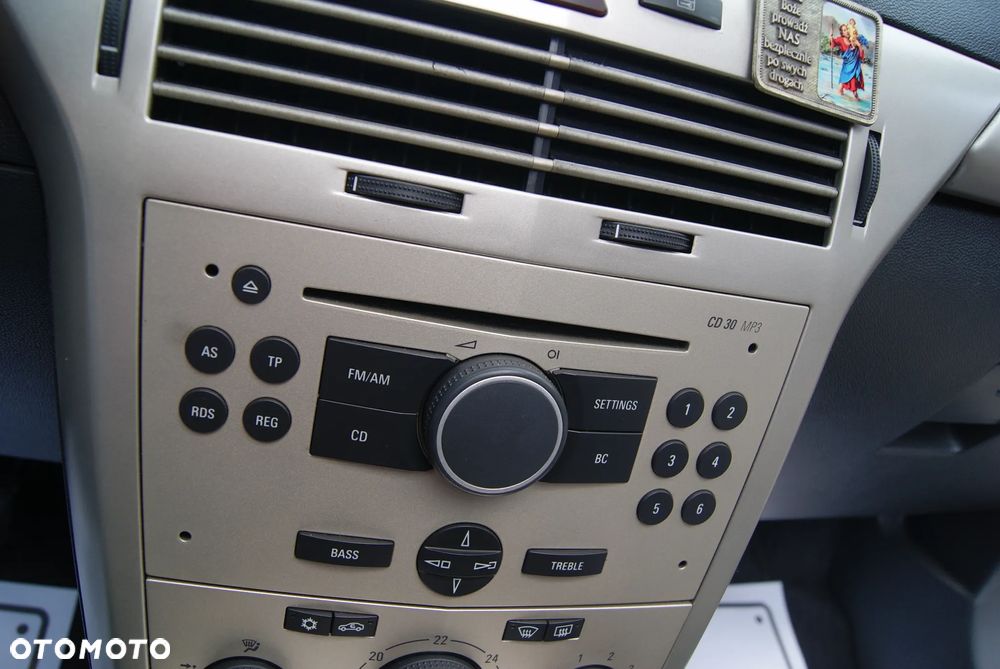 Opel Astra 1.9 CDTI Sport - 21