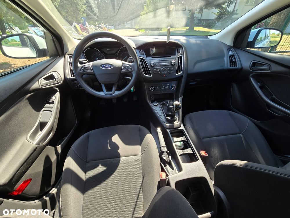 Ford Focus - 17