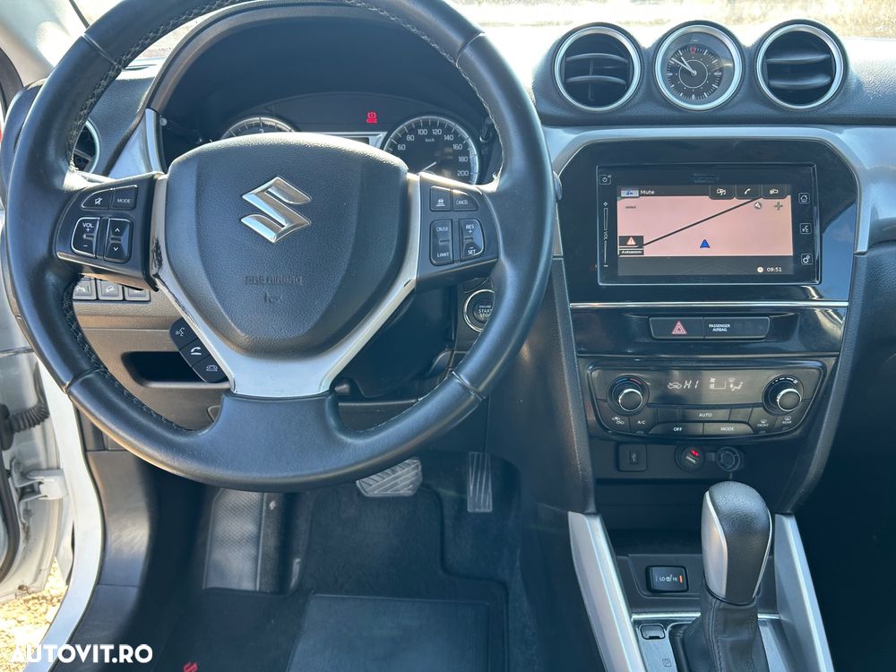 Suzuki Vitara 1.6 DDIS 4X4 Luxus Aut. - 10