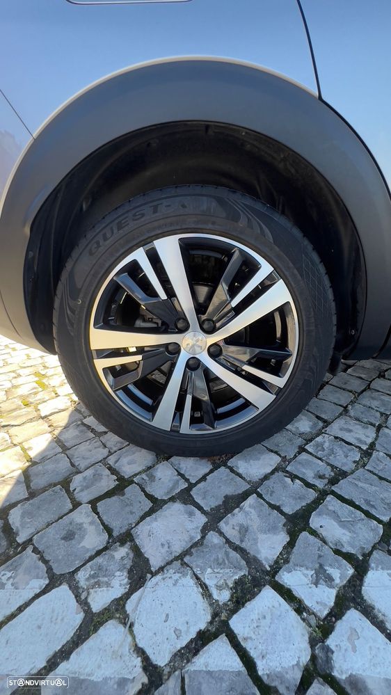 Peugeot 3008 1.5 BlueHDi GT Line EAT8 - 24