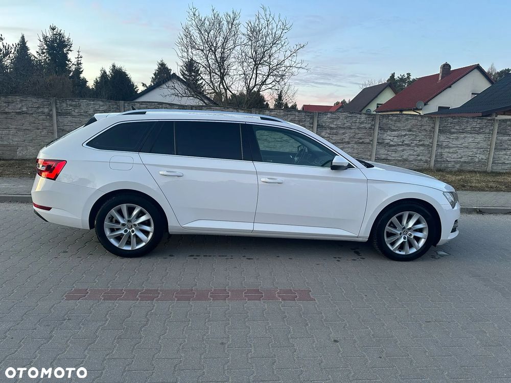Skoda Superb 2.0 TDI Style DSG7 - 5