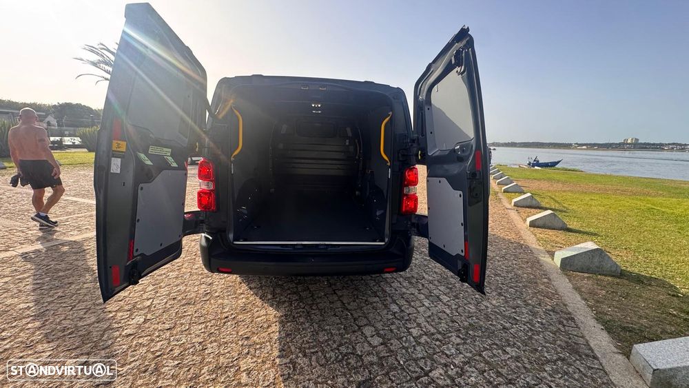 Opel Vivaro 1.5 CDTi L3H1 Essentia - 10