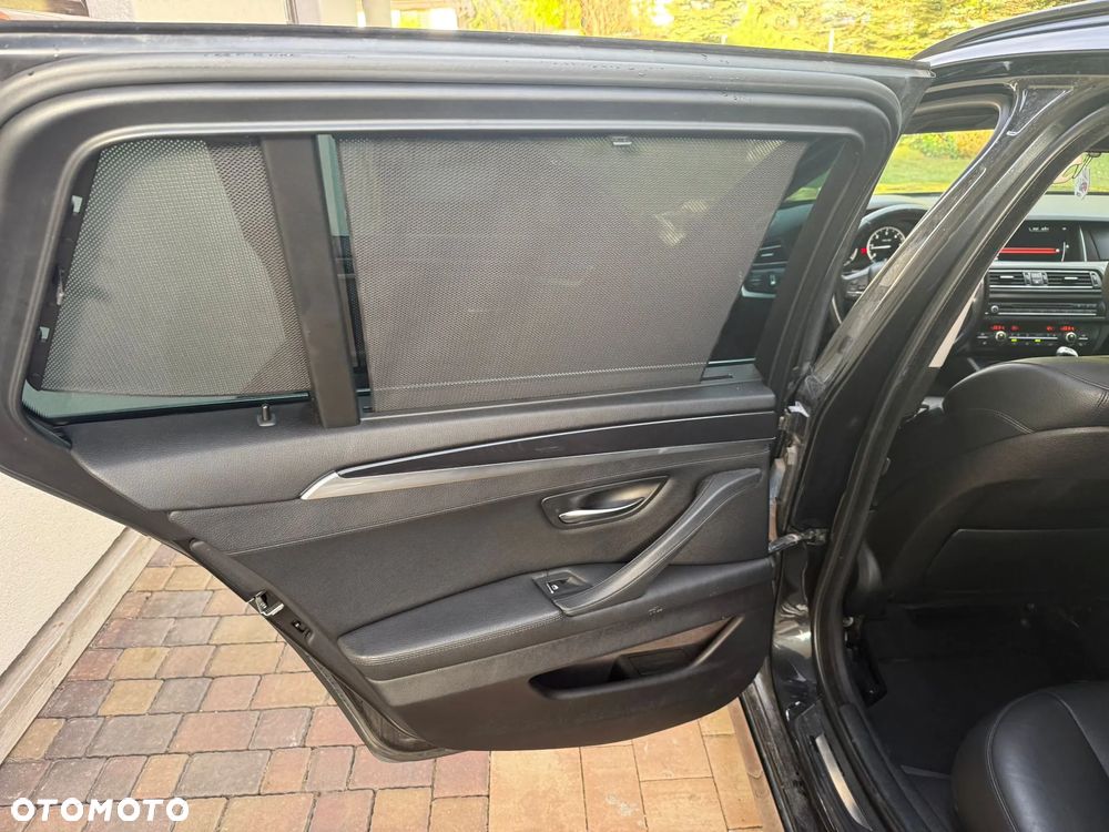 BMW Seria 5 520d xDrive - 19