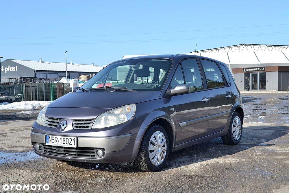 Renault Scenic - 1
