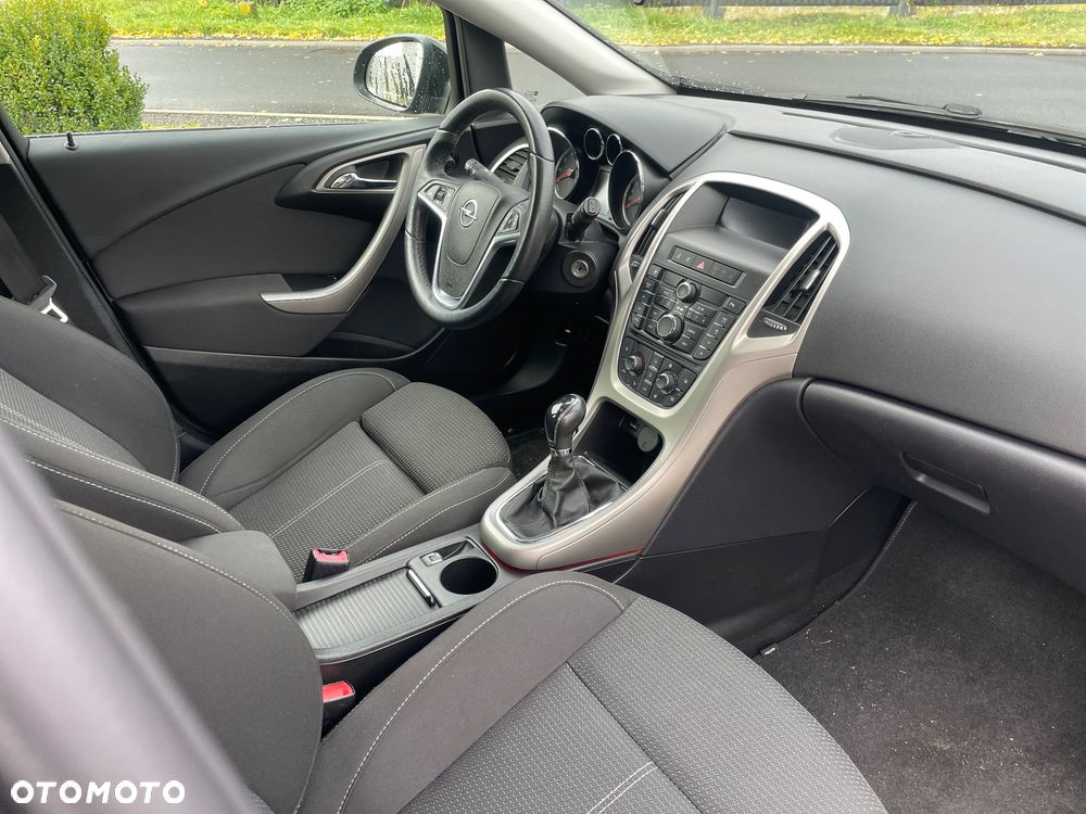 Opel Astra - 11
