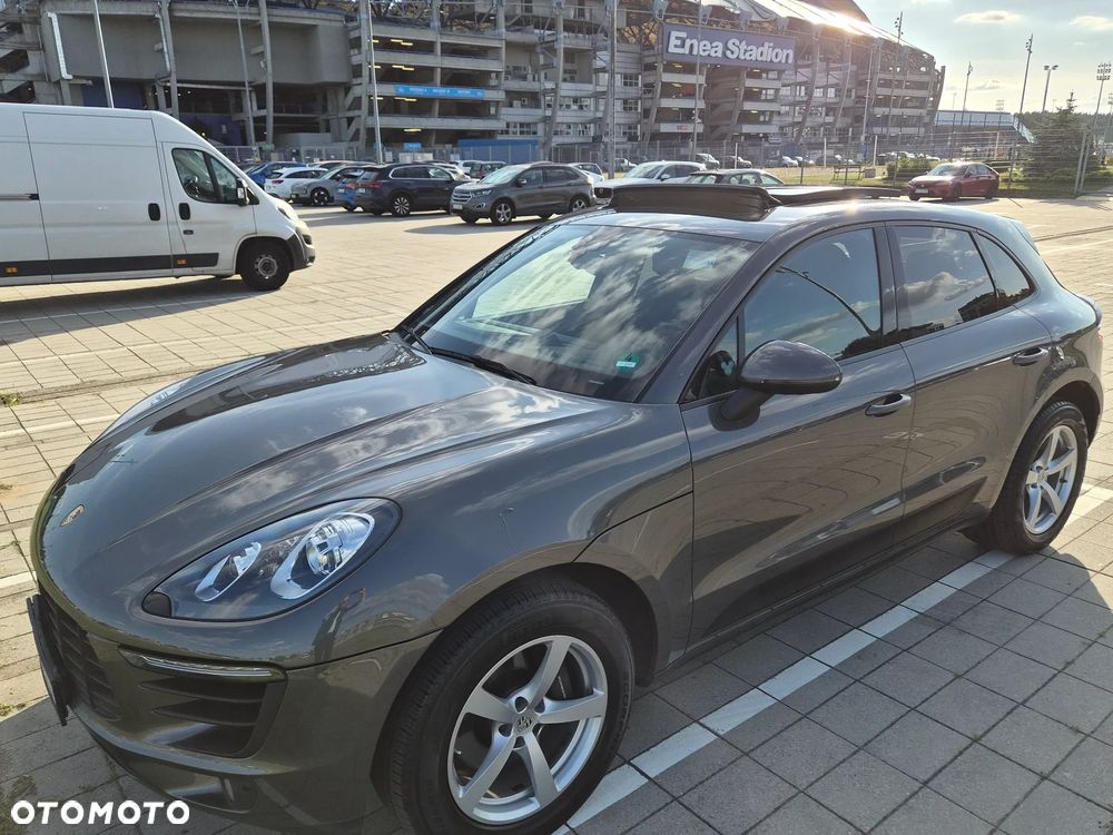 Porsche Macan - 2