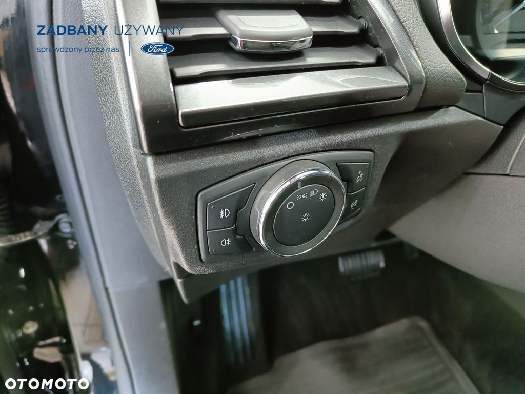Ford Mondeo 2.0 Hybrid Titanium - 16