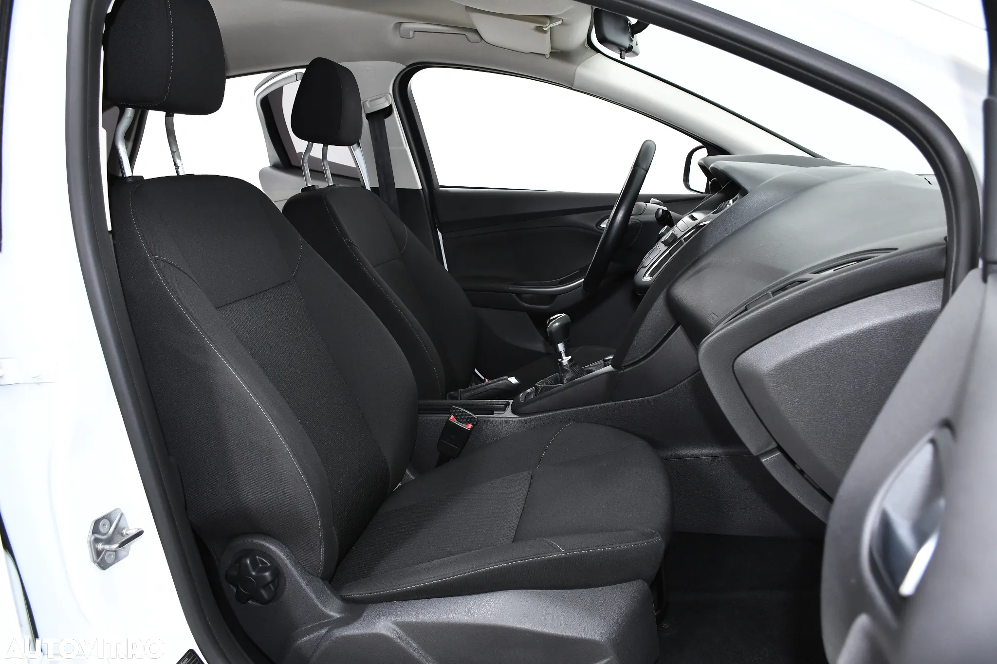 Ford Focus 1.5 EcoBlue Connected - 12