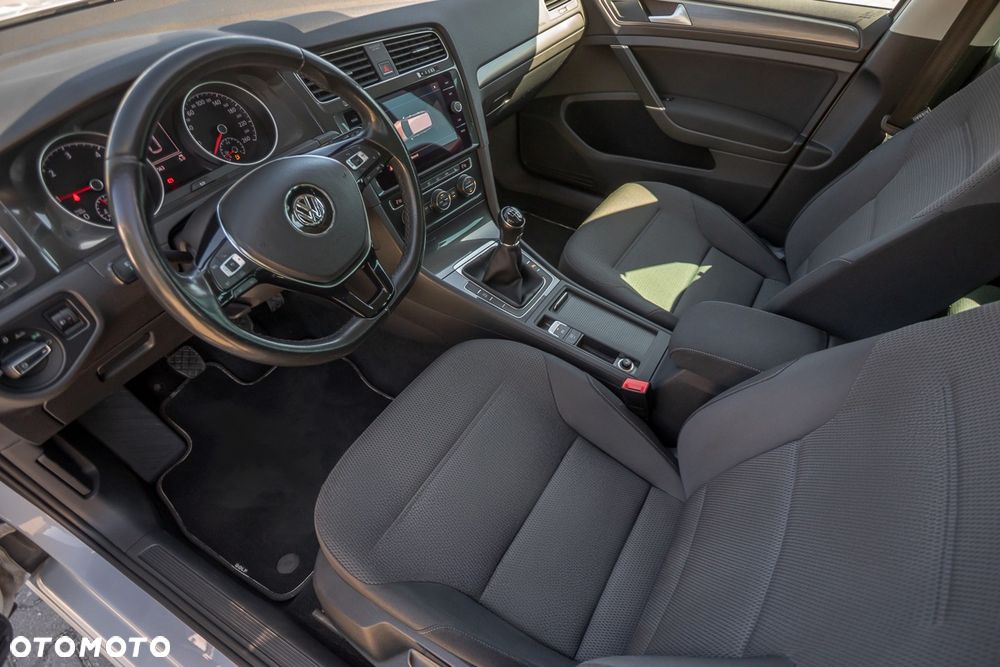 Volkswagen Golf Variant 2.0 TDI (BlueMotion Technology) Comfortline - 16