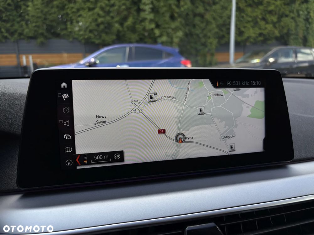 BMW Seria 5 520d - 25