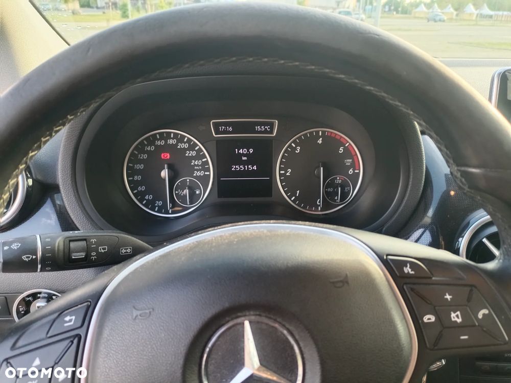Mercedes-Benz Klasa B 180 CDI - 4