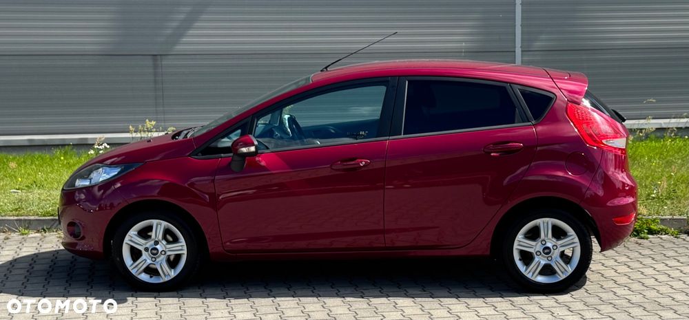 Ford Fiesta 1.25 Celebration - 9
