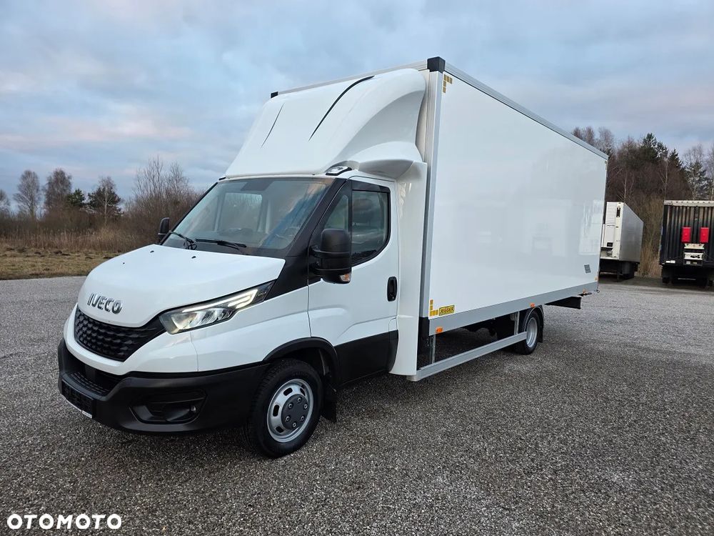 Iveco DAILY  50C18  12 PALET 6 METRÓW  KONTENER DMC 3.5T - 8