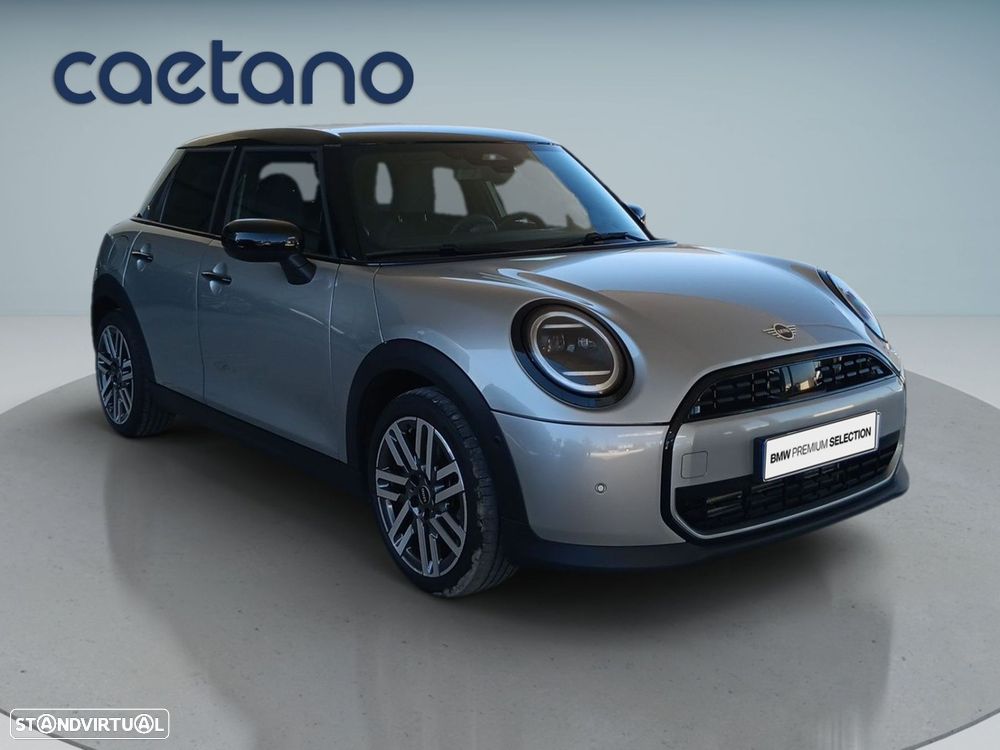 MINI 5 Portas Cooper Classic Auto - 10