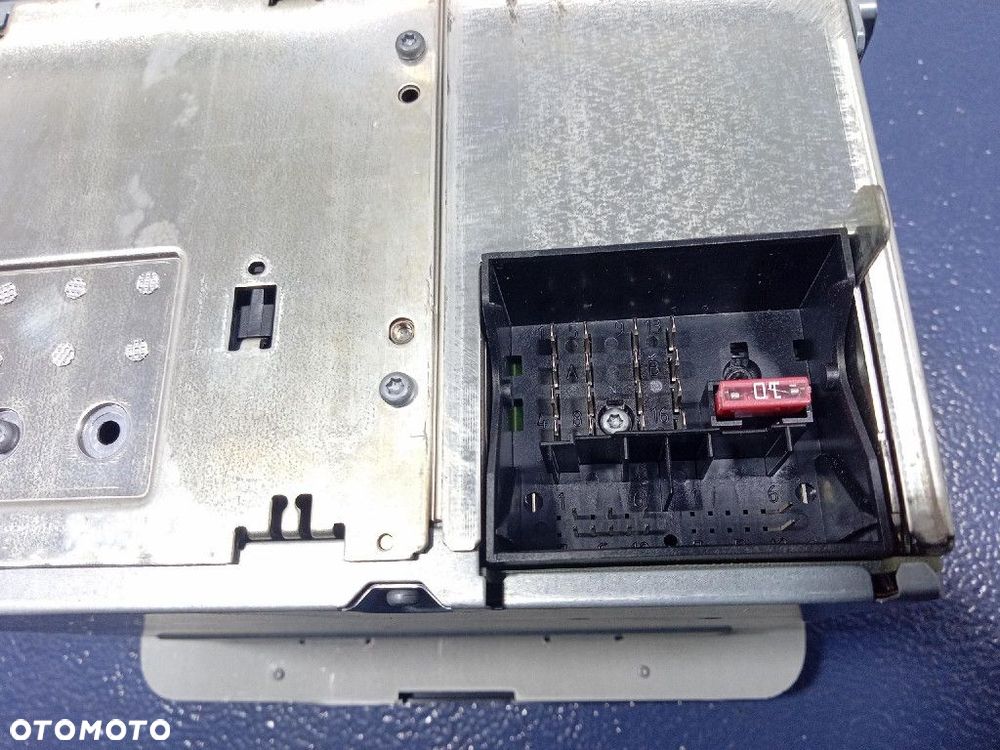 VW GOLF V RADIO ODTWARZACZ 1K0035186R - 5