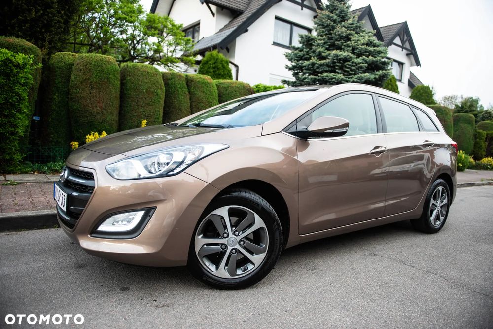 Hyundai i30 1.6 Comfort - 1