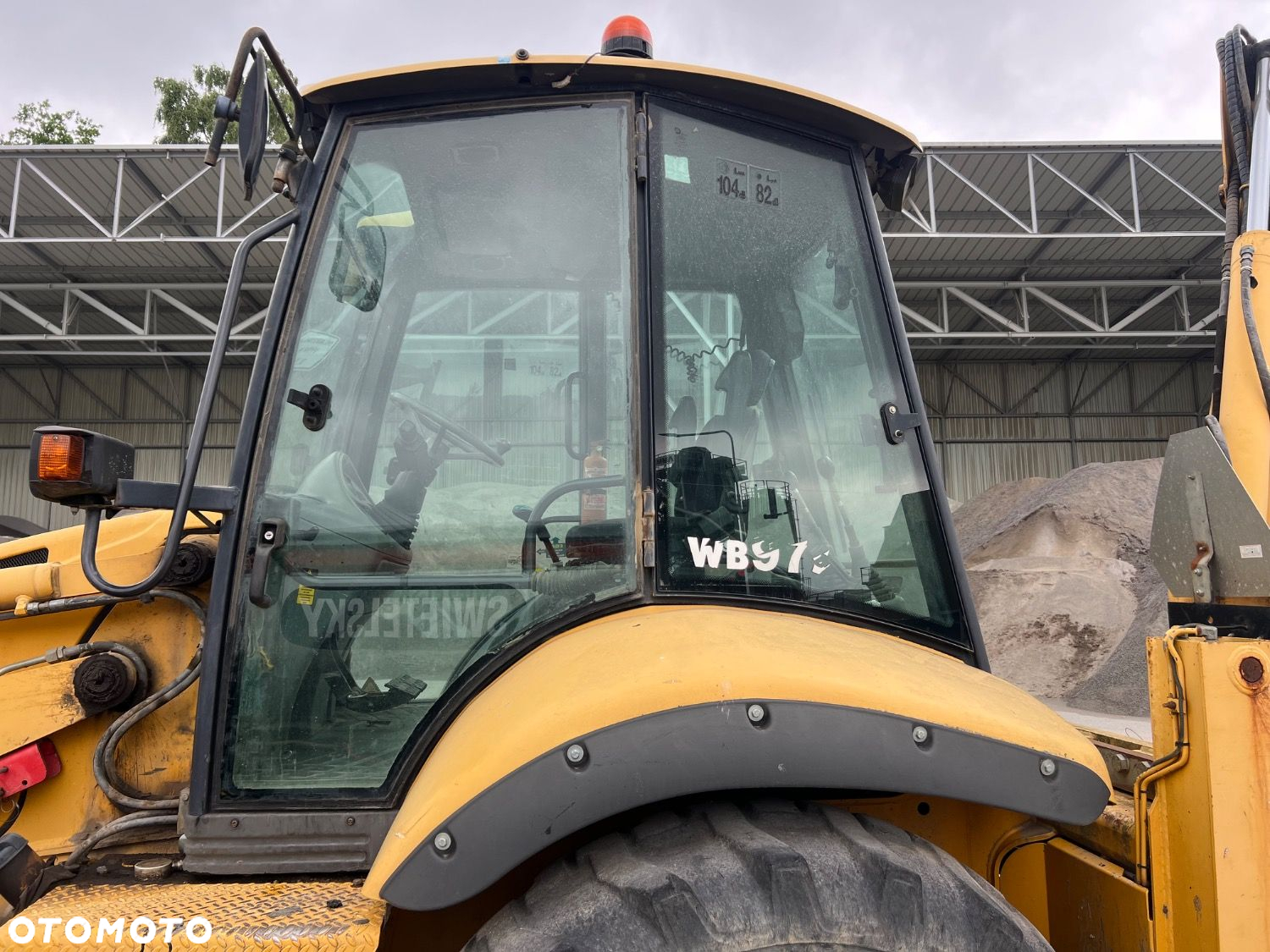Komatsu Wb975 4X4 - 30