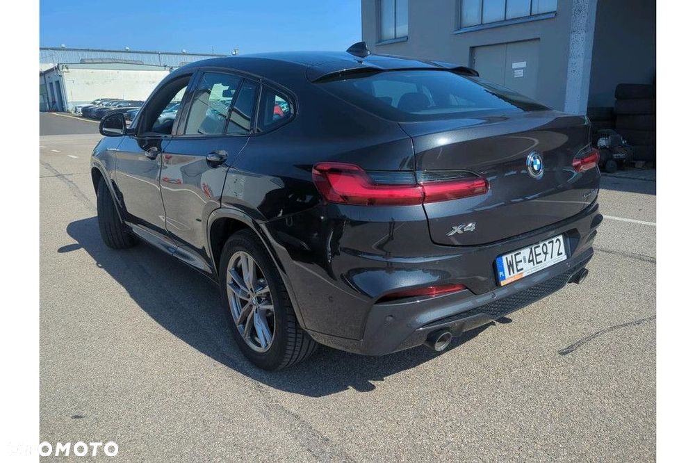BMW X4 - 4