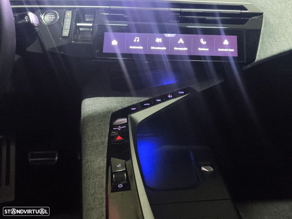 Peugeot 3008 1.2 Hybrid GT e-DCS6 - 23