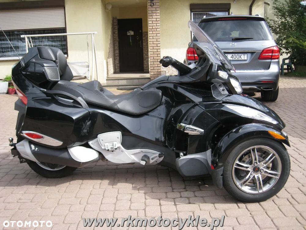 Can-Am Spyder - 3