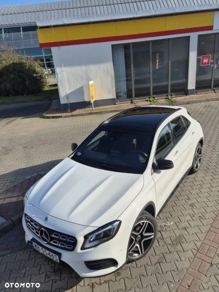 Mercedes-Benz GLA 200 7G-DCT AMG Line - 1