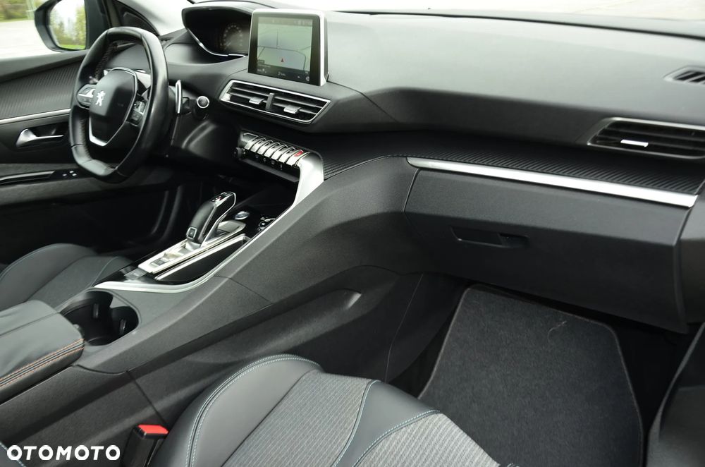Peugeot 5008 BlueHDi 130 EAT8 Allure - 22