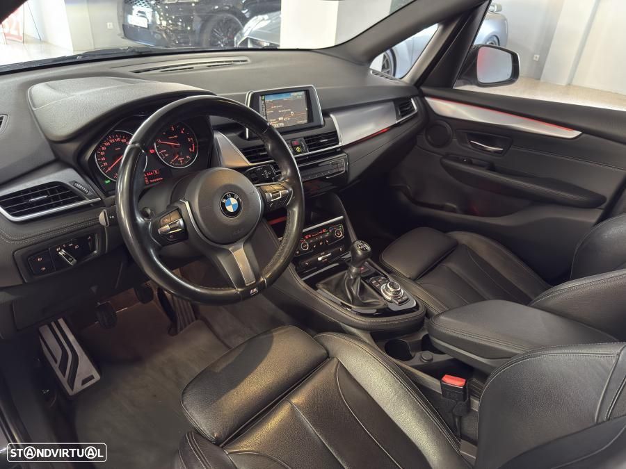 BMW 216 Active Tourer d Pack M - 10