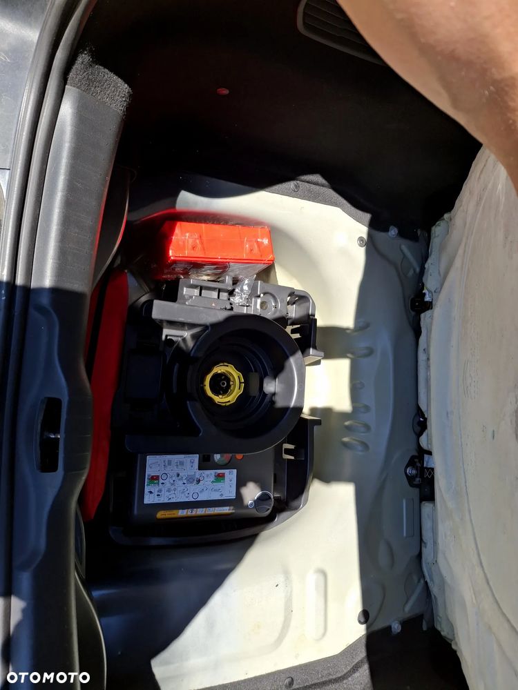 Citroën C4 Cactus 1.2 PureTech Shine - 32
