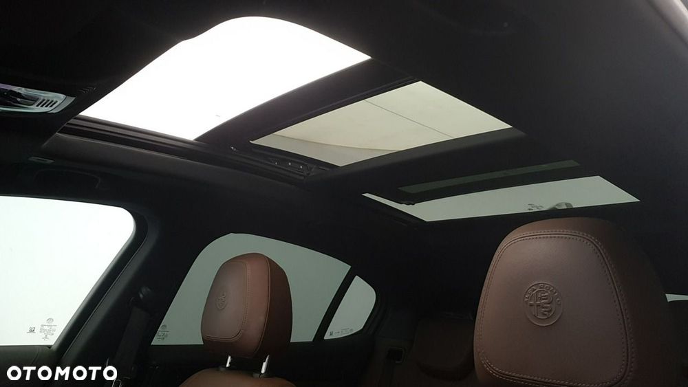 Alfa Romeo Stelvio - 27