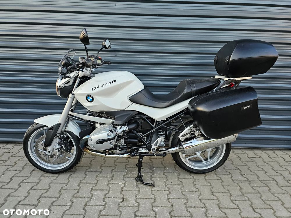 BMW R - 1