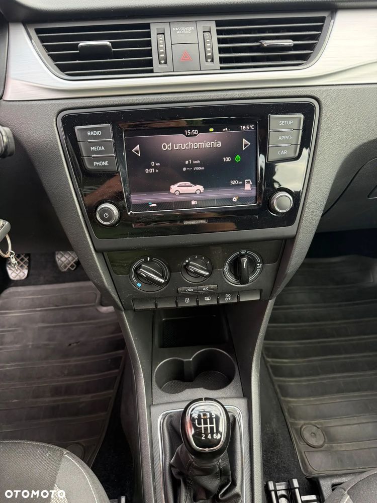 Skoda RAPID - 11